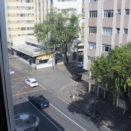 Apartamento Central Proximo A Rodoviaria E Faculdades 库里提巴 外观 照片